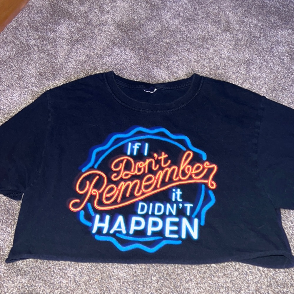 Women's graphic crop top